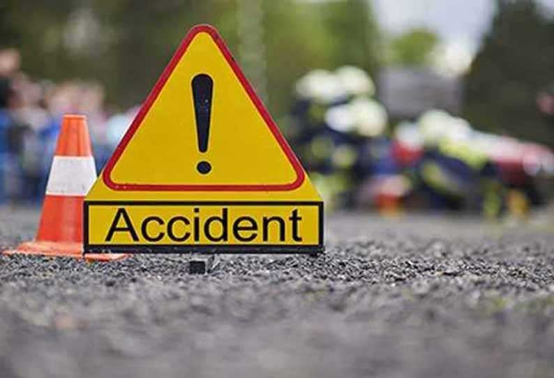 சீனாவில் பேருந்து-லாரி மோதல்; 8 பேர் பலி