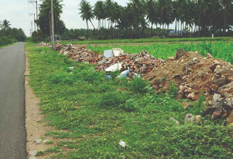 கொட்டப்படும் கட்டிட கழிவுகள்