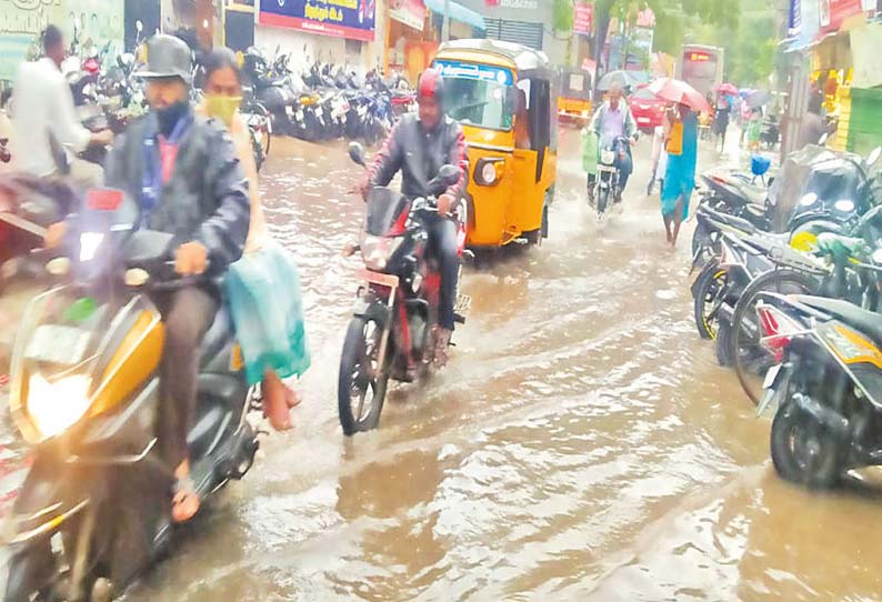 காஞ்சீபுரத்தில் கொட்டி தீர்த்த மழை