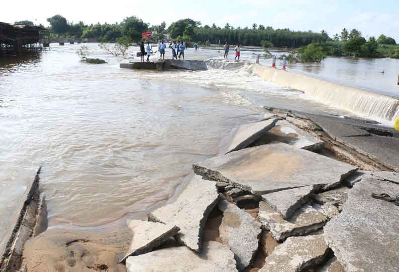 தொடர்மழையால் வெள்ளப்பெருக்கு: திருப்பாச்சனூர் தரைப்பாலம் தண்ணீரில் அடித்துச் செல்லப்பட்டது  போக்குவரத்து துண்டிப்பு; 10 கிராம மக்கள் கடும் அவதி