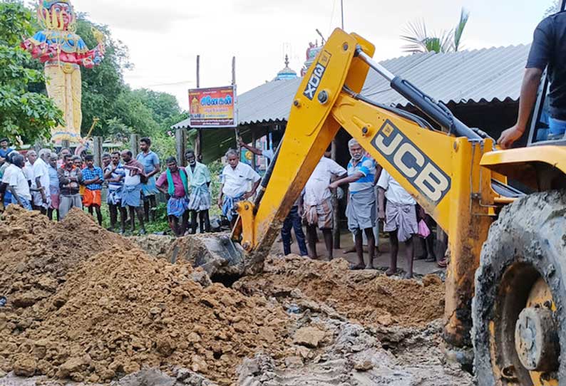 நீர்வழித்தட ஆக்கிரமிப்புகள் 15 ஆண்டுகளுக்கு பின் அகற்றம்