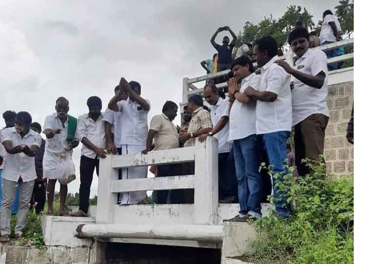 வட்டமலை கரை ஓடை அணைக்கு தண்ணீர் திறப்பு