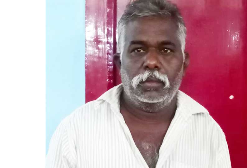 திண்டுக்கல் அருகே 135 கிலோ புகையிலை பொருட்கள் பதுக்கியவர் கைது