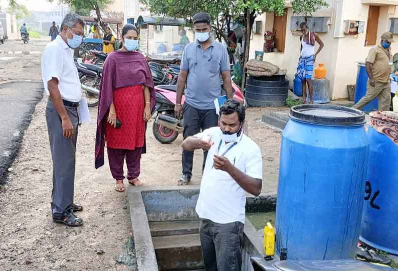 ஈரோடு மாநகராட்சி பகுதிகளில் டெங்கு ஒழிப்பு பணிகள் தீவிரம்- வீடு வீடாக சென்று ஆர்.டி.ஓ. சோதனை