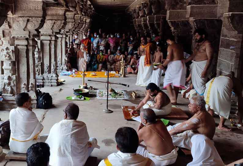 திருவட்டார் ஆதிகேசவ பெருமாள் கோவில் சொத்துகளை மீட்க வேண்டும்