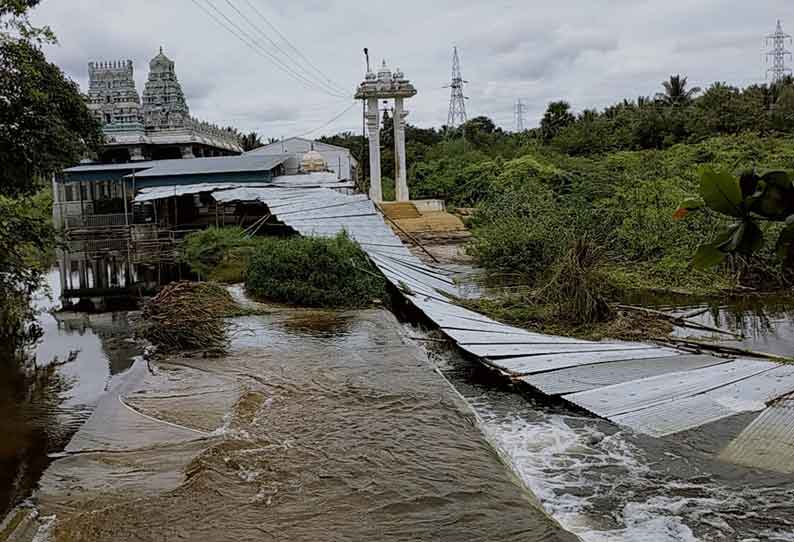 பாலாற்றில் நீர்வரத்து அதிகரிப்பால் ஆஞ்சநேயர் கோவிலை வெள்ளம் சூழ்ந்தது