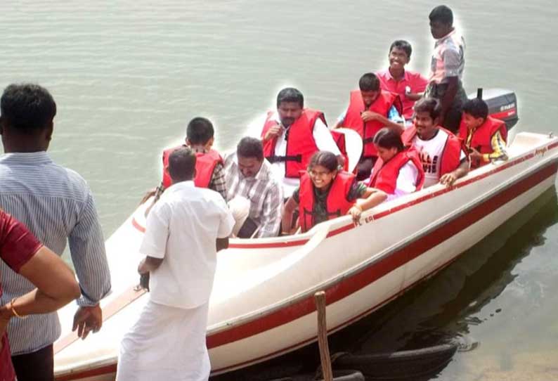 உடுமலை பகுதி கிராமங்களில் நீர்வழித்தடங்களை அதிகாரிகள் ஆய்வு