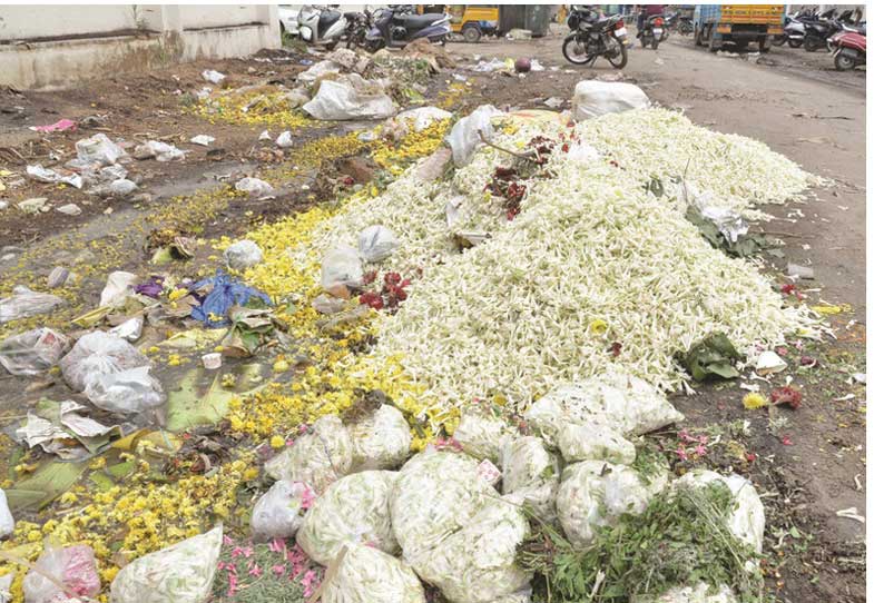 பூக்கள் விலை சரிவு