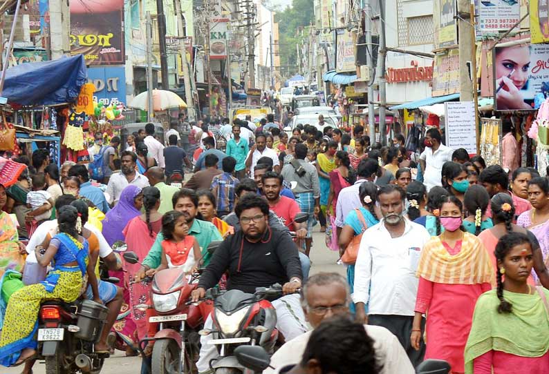 திண்டுக்கல்லில் தீபாவளி பொருட்கள் வாங்க அலைமோதிய கூட்டம்