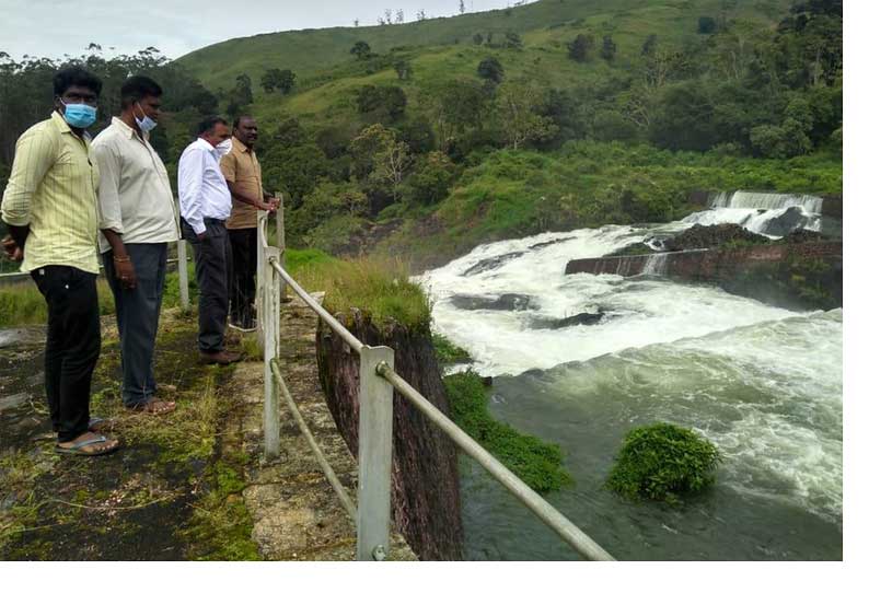 முல்லைப்பெரியாறு அணையில் பொதுப்பணித்துறை தலைமை பொறியாளர் ஆய்வு