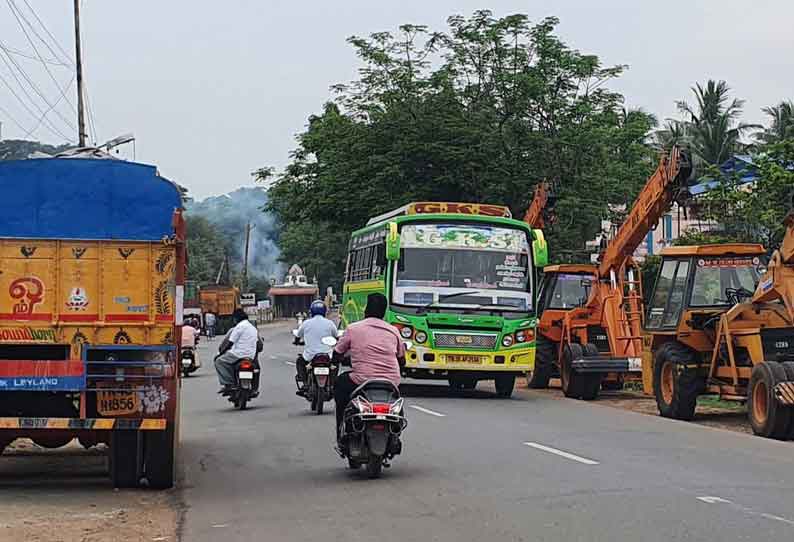 கனரக வாகனங்களால் போக்குவரத்திற்கு இடையூறு