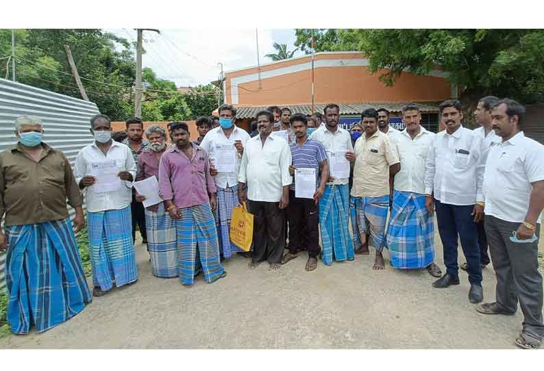 பாலாற்றில் மாட்டு வண்டிகள் மூலம் மணல் அள்ள குவாரி அமைக்க வேண்டும்