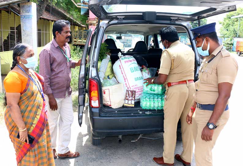 உள்ளாட்சி தேர்தல் விதிமுறையை மீறி பணம், பொருட்கள் எடுத்துச்செல்லப்படுகிறதா? பறக்கும் படையினர் தீவிர வாகன சோதனை