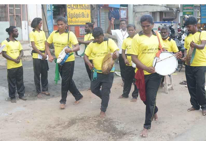 திண்டுக்கல்லில் கல்வியின் அவசியம் குறித்த விழிப்புணர்வு நிகழ்ச்சி