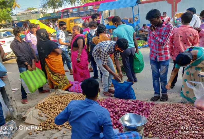 நெகமம் பகுதியில் உள்ள நார் தொழிற்சாலைகளுக்கு வட மாநில தொழிலாளர்கள் வருகை அதிகரிப்பு