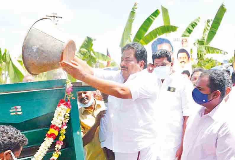 இடைதரகர்களிடம் நெல்கொள்முதல் செய்தால் கடும் நடவடிக்கை-அமைச்சர் மூர்த்தி எச்சரிக்கை