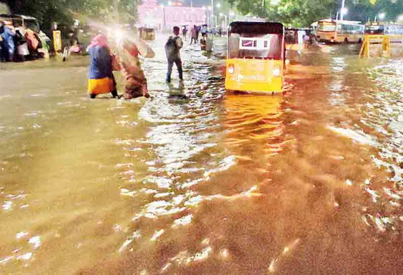 மதுரை, வாடிப்பட்டியில் பலத்த மழை