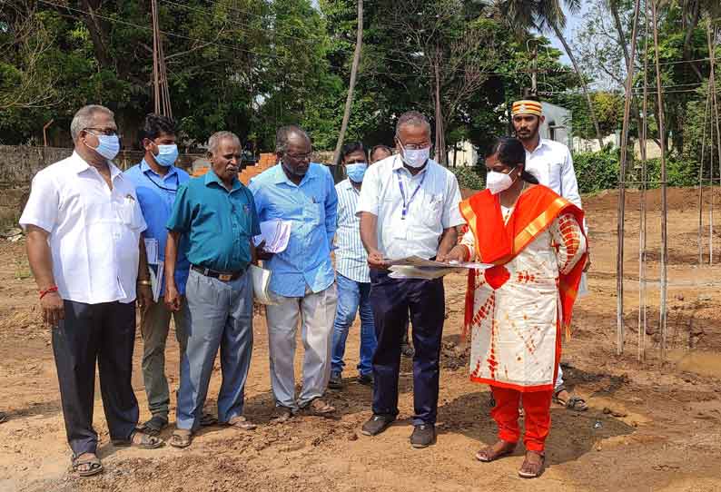 ரூ.2 கோடியில் நூலகத்துடன் அறிவுசார் மையம் கட்டும் பணி