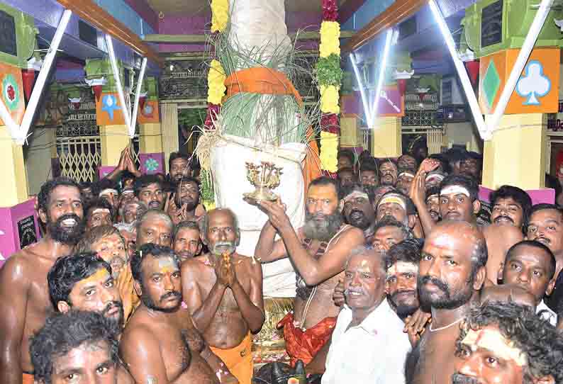 மாரியம்மன் கோவிலில் பங்குனி திருவிழா