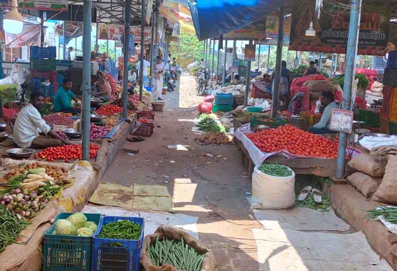 100 டன்னுக்கும் கீழ் காய்கறிகள் வரத்து குறைந்தது