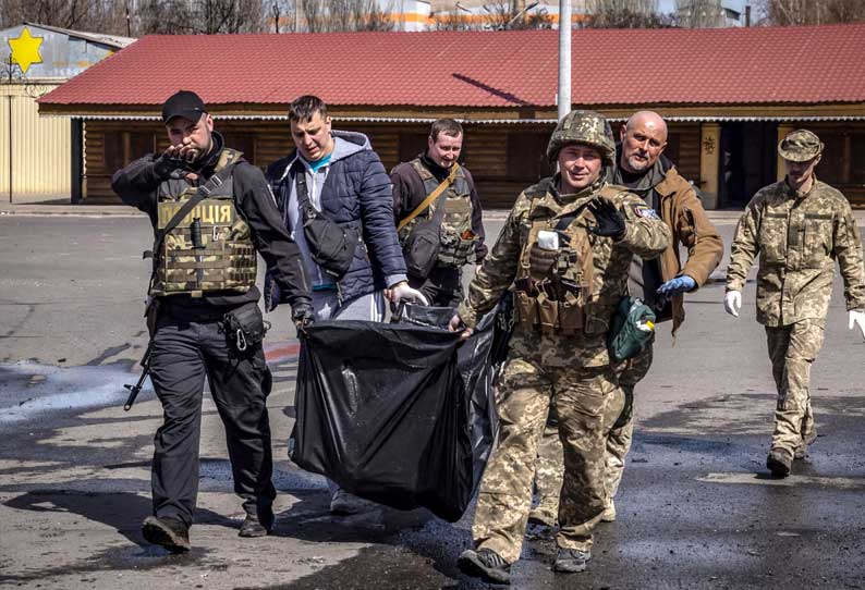 #லைவ் உக்ரைன் போர்: மக்கள் குவிந்திருந்த ரெயில் நிலையம் மீது ரஷியா ஏவுகணை தாக்குதல்!