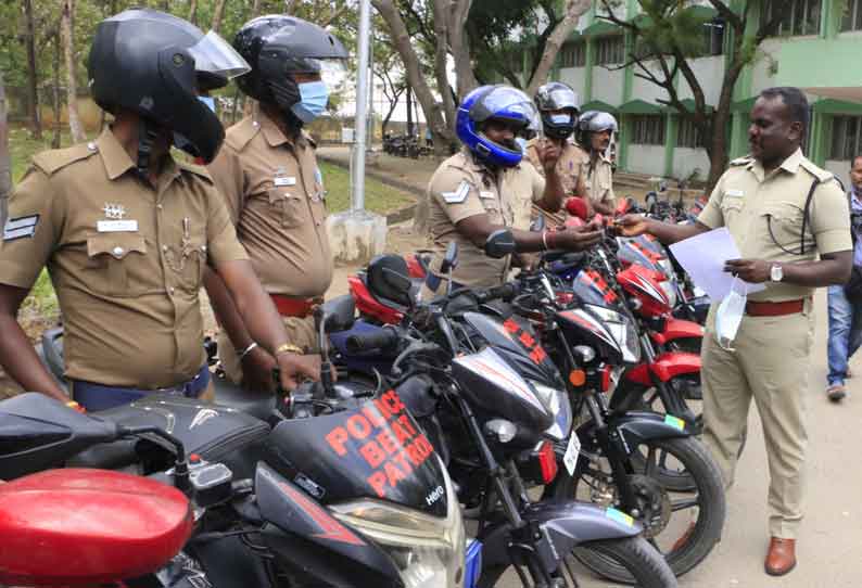 போலீசாருக்கு 13 ரோந்து வாகனங்கள். சூப்பிரண்டு ராஜேஷ்கண்ணன் வழங்கினார்