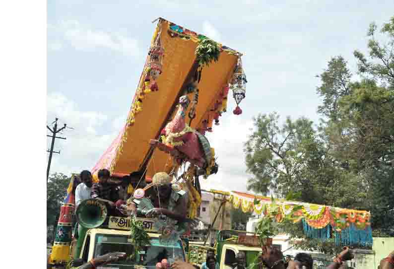 நார்த்தாமலை முத்துமாரியம்மன் கோவில் விழா: பக்தர்கள் பால்குடம், பறவைக்காவடி எடுத்து நேர்த்திக்கடன்