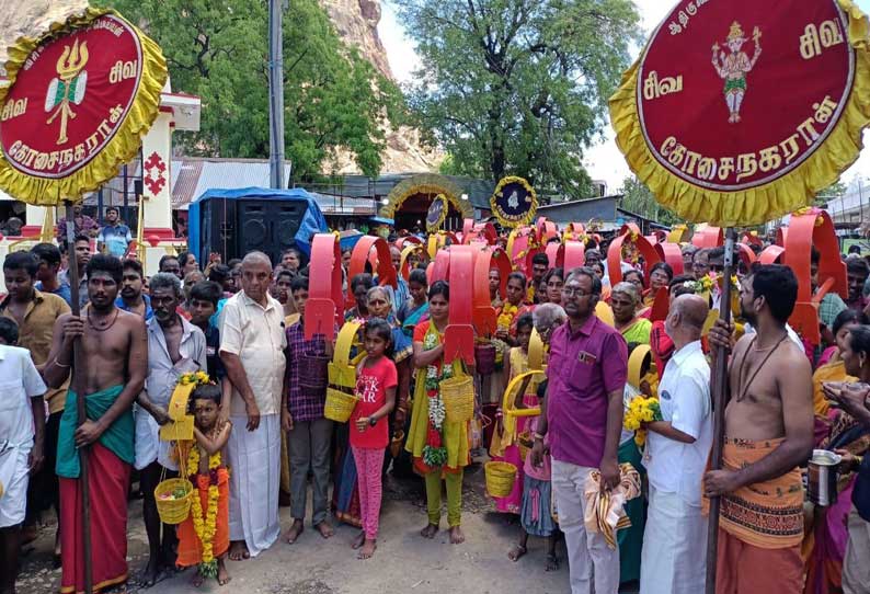 கழுகுமலை கழுகாசலமூர்த்தி கோவிலில் மலர் காவடி விழா