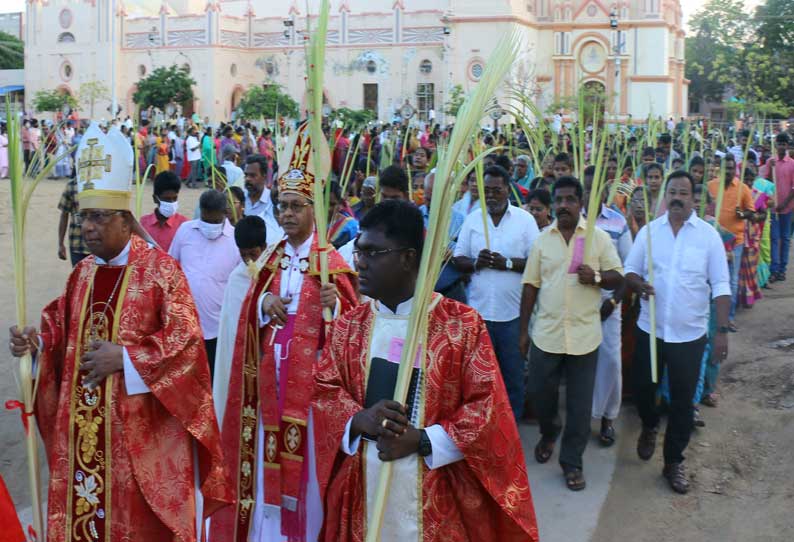 தூத்துக்குடி, கோவில்பட்டி பகுதி கிறிஸ்தவ ஆலயங்களில் குருத்தோலை பவனி