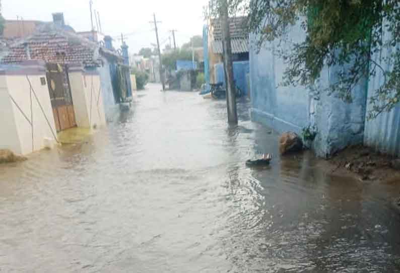 வாளவாடியில் மழை கொட்டி தீர்த்தது