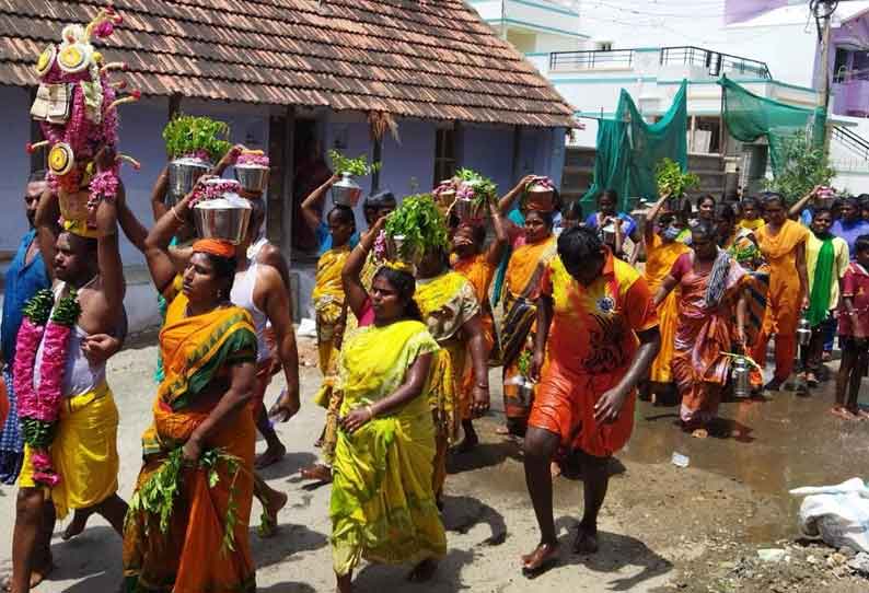 பரமத்திவேலூர் மகா மாரியம்மன் கோவிலில் பாலாபிஷேக விழா