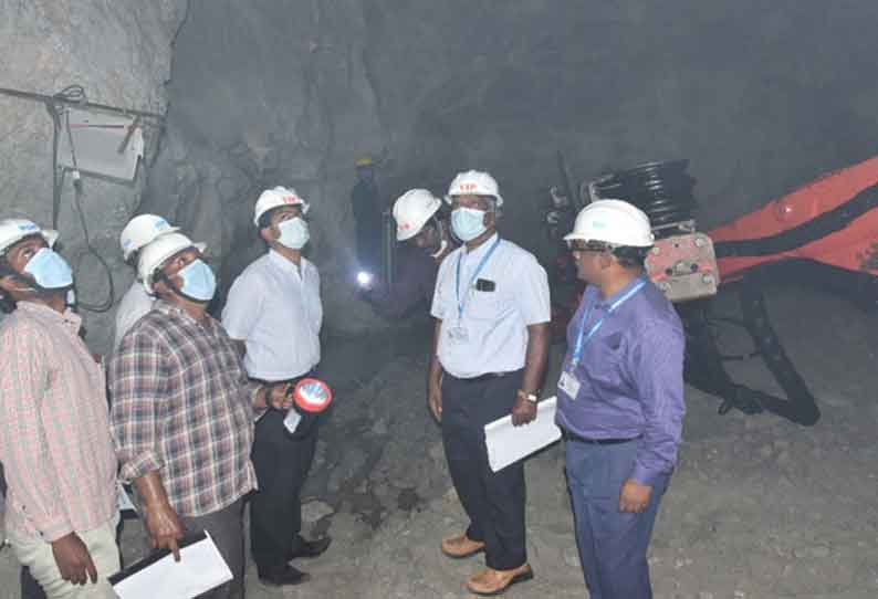 பில்லூர் 3-வது குடிநீர் திட்டத்துக்காக கட்டாஞ்சி மலைப் பகுதியில் சுரங்கம் அமைக்கும் பணி இன்னும் 20 நாட்களில் நிறைவு பெறும். கூடுதலாக 178 எம்எல்டி தண்ணீர் கிடைக்கும் என்று மாநகராட்சி ஆணையாளர் ராஜகோபால் சுன்கரா தெரிவித்து உள்ளார்