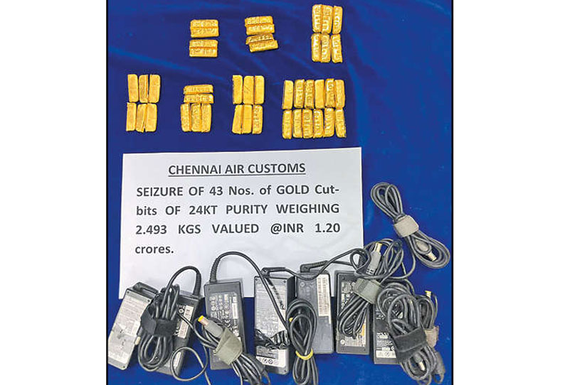 சென்னை விமான நிலையத்தில் ரூ.2 கோடி தங்க கட்டிகள் பறிமுதல்