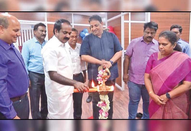 மாமல்லபுரத்தில் சர்வதேச செஸ் ஒலிம்பியாட் போட்டிக்கான தலைமை அலுவலகம் - அமைச்சர் திறந்து வைத்தார்