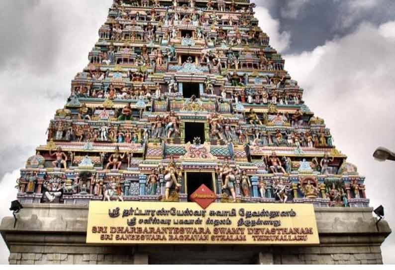 பக்தர்கள் விட்டுச்செல்லும் ஆடைகளை வாரம் ஒரு முறை ஏலம் விட முடிவு