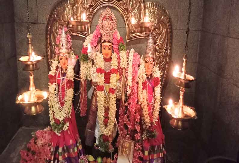 தமிழ் புத்தாண்டையொட்டி கோவில்களில் சிறப்பு வழிபாடுகள்