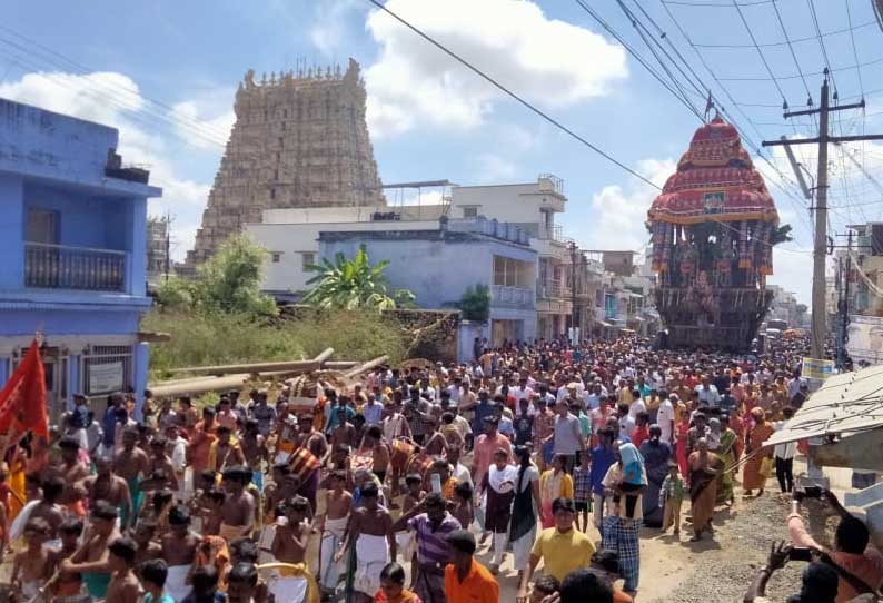 சங்கரன்கோவில் சங்கரநாராயண சுவாமி கோவிலில் தேரோட்டம்...!