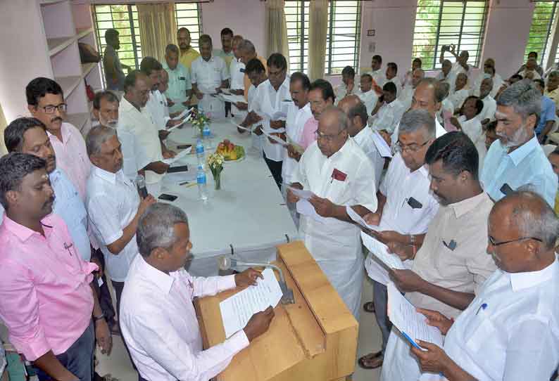 பாலாறு வடிநில கோட்ட பாசன சங்க தேர்தலில் வெற்றி பெற்றவர்கள் பதவி ஏற்பு பாலாறு வடிநில கோட்ட பாசன சங்க தேர்தலில் வெற்றி பெற்றவர்கள் பதவி ஏற்பு