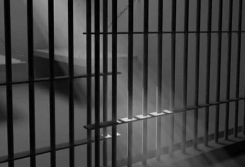 மது விற்றவர் கைது