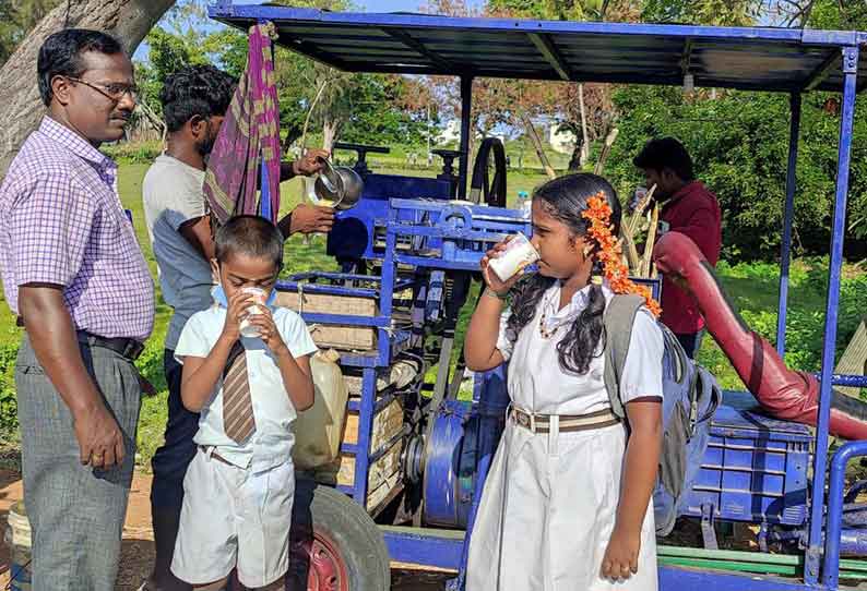 நாகூர் பகுதியில் கரும்புச்சாறு விற்பனை மும்முரம்