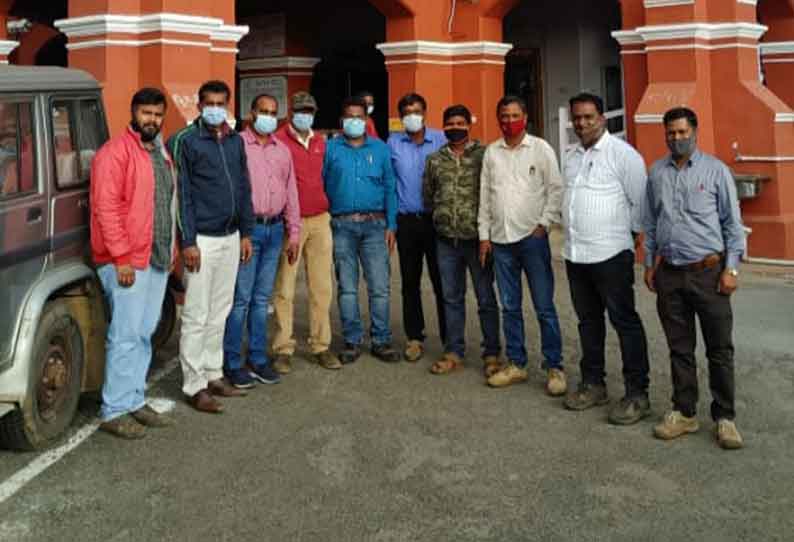 நில அளவைத்துறையில் காலிப்பணியிடங்களை நிரப்ப வேண்டும்