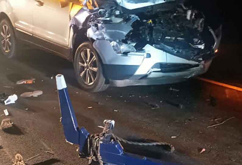 ரேக்ளா வண்டி மீது கார் மோதல்: மாடு சாவு