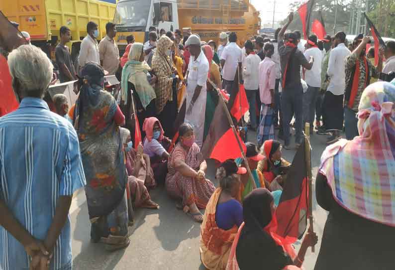 கோவை மாநகராட்சி பகுதிகளில் திமுக வினர் போராட்டம் கோவை மாநகராட்சி பகுதிகளில் திமுக வினர் போராட்டம்