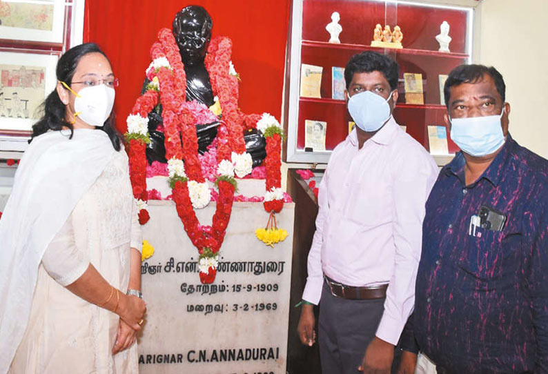 காஞ்சீபுரத்தில் அண்ணா நினைவு தினம் அனுசரிப்பு காஞ்சீபுரத்தில் அண்ணா நினைவு தினம் அனுசரிப்பு