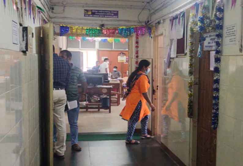 கோவையில் ரூ25 ஆயிரம் லஞ்சம் வாங்கிய தாசில்தார் கைது