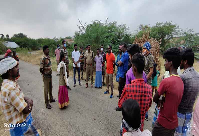 நம்பியூர் அருகே பரபரப்பு; கிராமத்துக்குள் புகுந்த சிறுத்தை; விடிய விடிய தேடுதல் வேட்டை- தண்டோரா போட்டு பொதுமக்களுக்கு எச்சரிக்கை