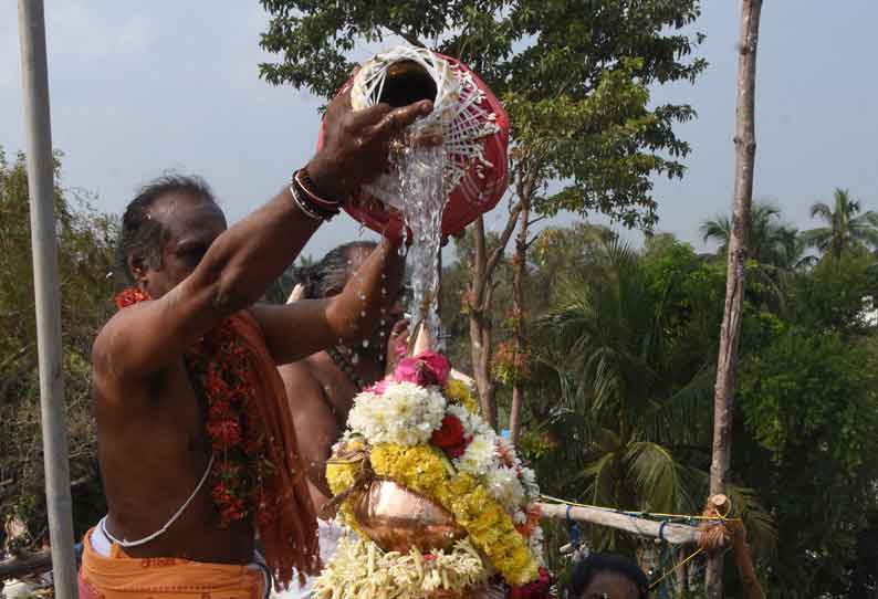 குபேரன் வழிபட்ட தலமான தஞ்சபுரீஸ்வரர் கோவில் குடமுழுக்கு