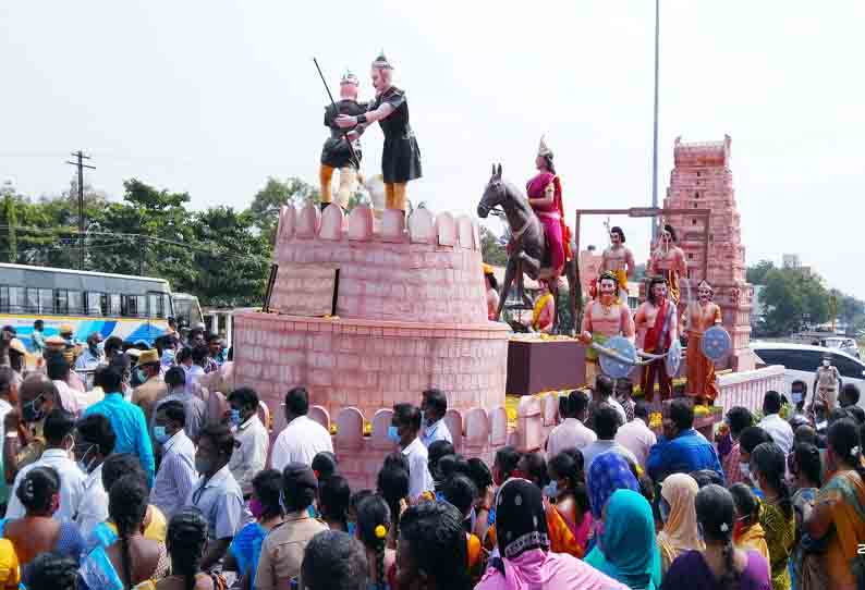 வீரமங்கை வேலுநாச்சியார் அலங்கார ஊர்திக்கு வரவேற்பு