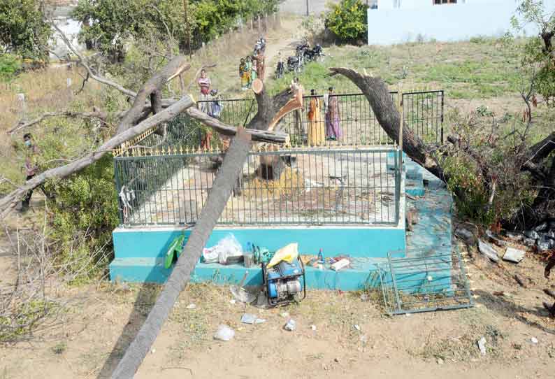 ஈரோடு கொல்லம்பாளையம் பகுதியில் சாமி சிலைகள் அகற்றப்பட்டதை கண்டித்து போராட்டம்