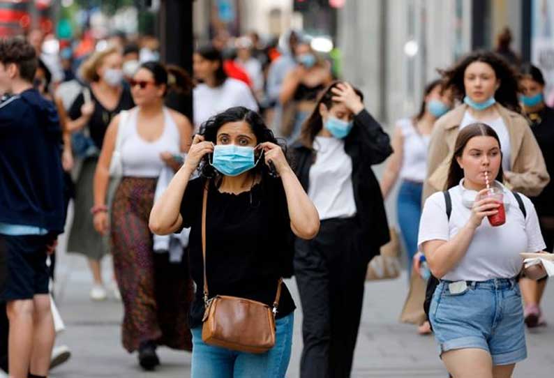 அமெரிக்காவில் 11 மாகாணங்களில் முகக்கவசம் கட்டாயம் இல்லை என அறிவிப்பு